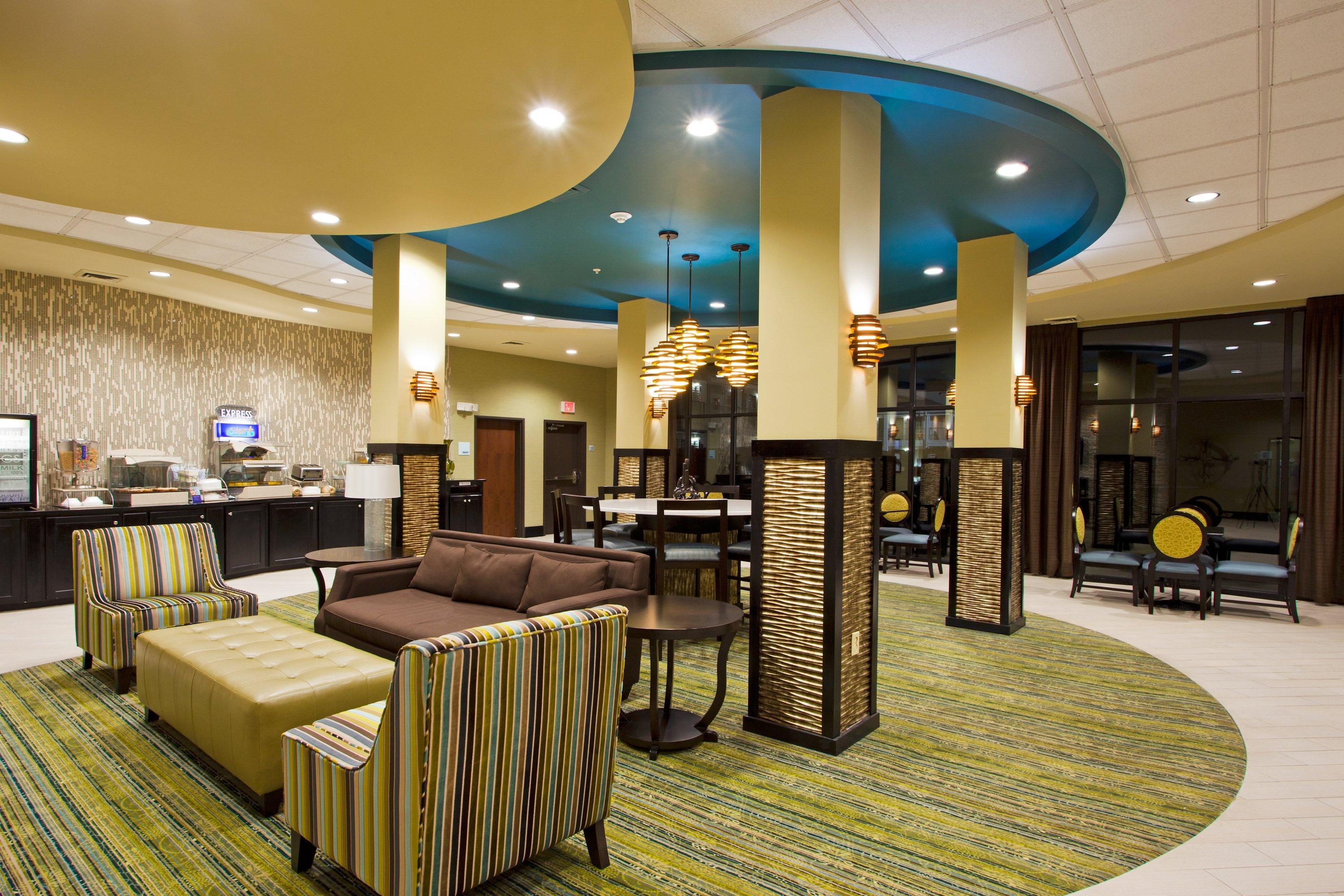 ווייקרוס Holiday Inn Express מראה חיצוני תמונה